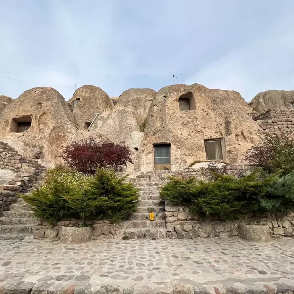 Laleh Kandovan Hotel